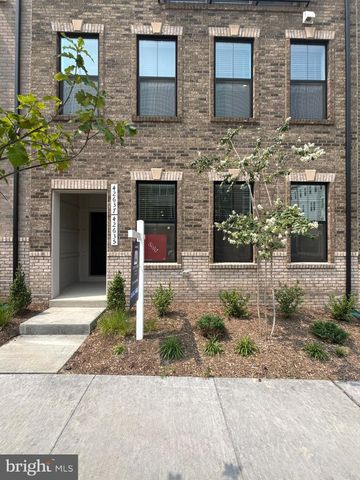 42635 DARALA DR, Ashburn, VA 20147