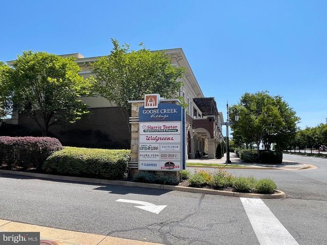 42635 DARALA DR, Ashburn, VA 20147