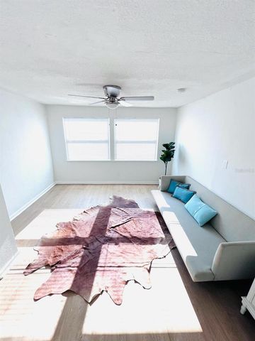 1300 21ST STREET S, St Petersburg, FL 33712