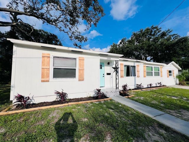 1300 21ST STREET S, St Petersburg, FL 33712