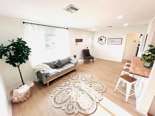 1300 21ST STREET S, St Petersburg, FL 33712