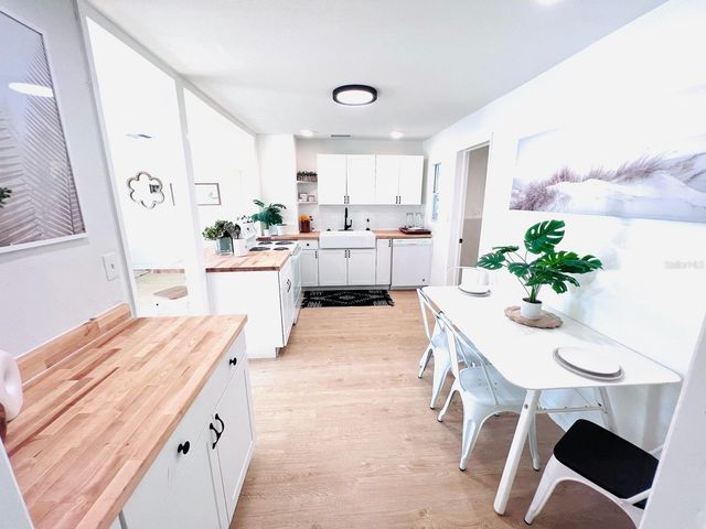 1300 21ST STREET S, St Petersburg, FL 33712