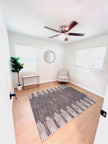 1300 21ST STREET S, St Petersburg, FL 33712