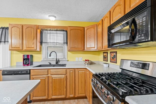 1112 Washington Avenue, Seymour, IN 47274