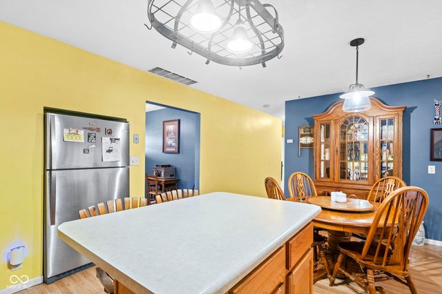 1112 Washington Avenue, Seymour, IN 47274