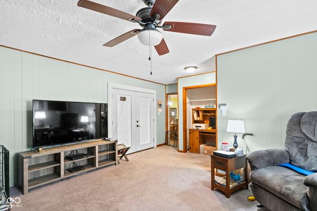 1112 Washington Avenue, Seymour, IN 47274