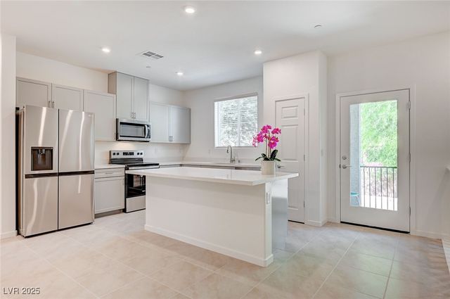 6133 Garden Crest Street 6133, Las Vegas, NV 89148