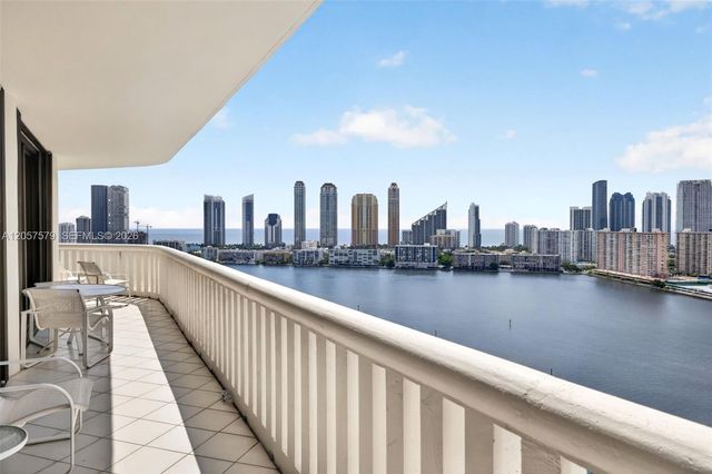 3000 Island Boulevard 2506, Aventura, FL 33160