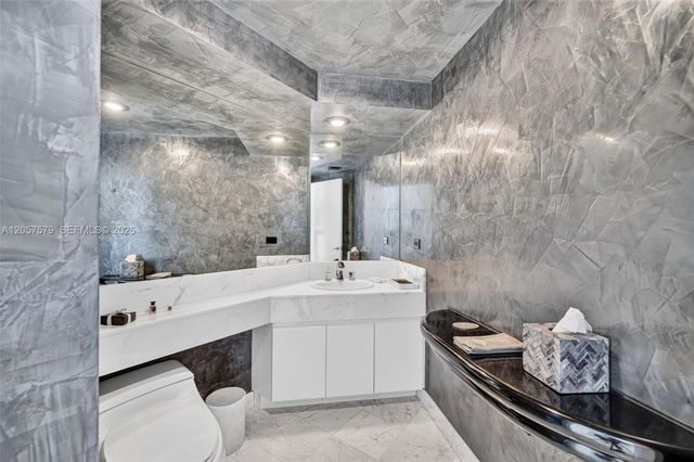 3000 Island Boulevard 2506, Aventura, FL 33160