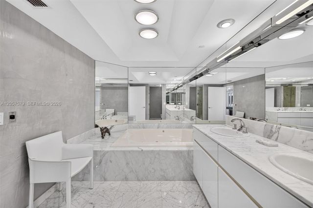 3000 Island Boulevard 2506, Aventura, FL 33160