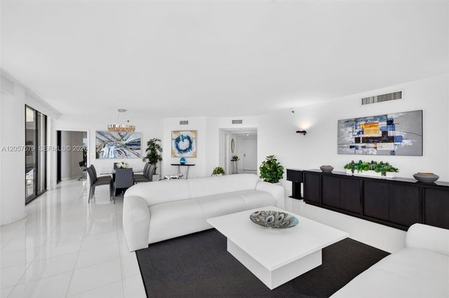 3000 Island Boulevard 2506, Aventura, FL 33160