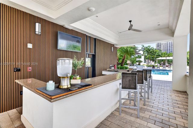 3000 Island Boulevard 2506, Aventura, FL 33160