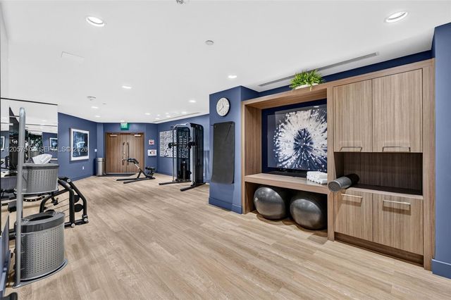 3000 Island Boulevard 2506, Aventura, FL 33160