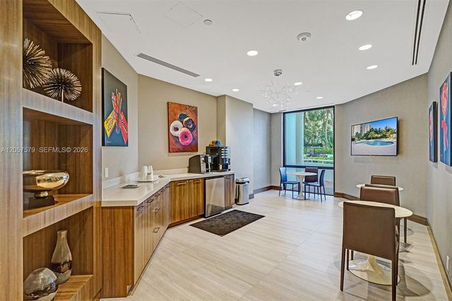 3000 Island Boulevard 2506, Aventura, FL 33160