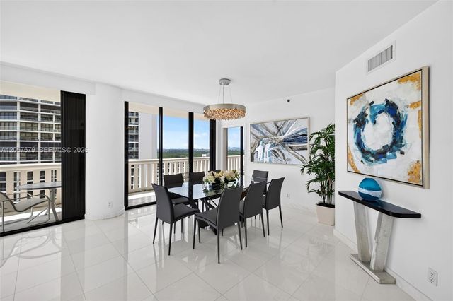 3000 Island Boulevard 2506, Aventura, FL 33160