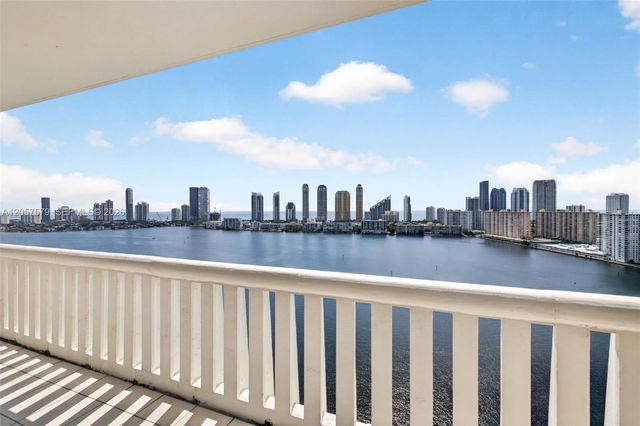 3000 Island Boulevard 2506, Aventura, FL 33160