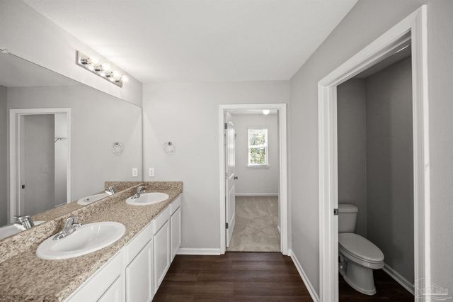 2238 Waltham St, Pensacola, FL 32505