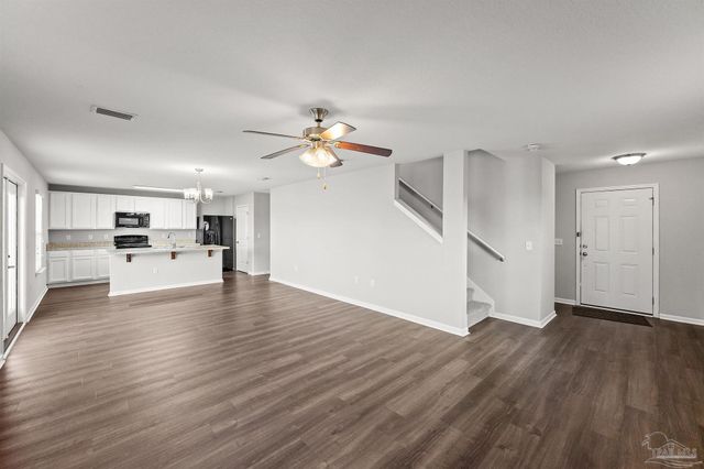 2238 Waltham St, Pensacola, FL 32505