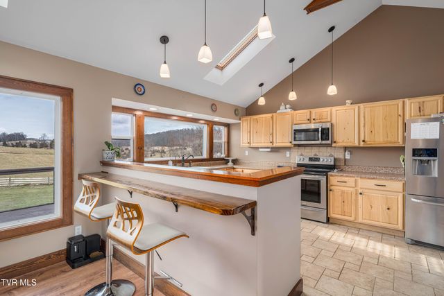 120 Hicks Road, Jonesborough, TN 37659