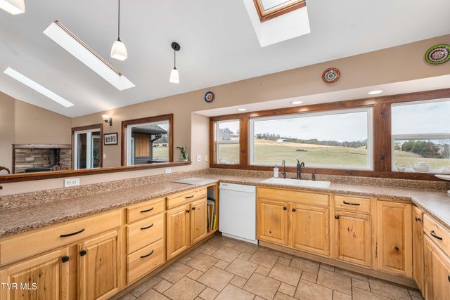 120 Hicks Road, Jonesborough, TN 37659