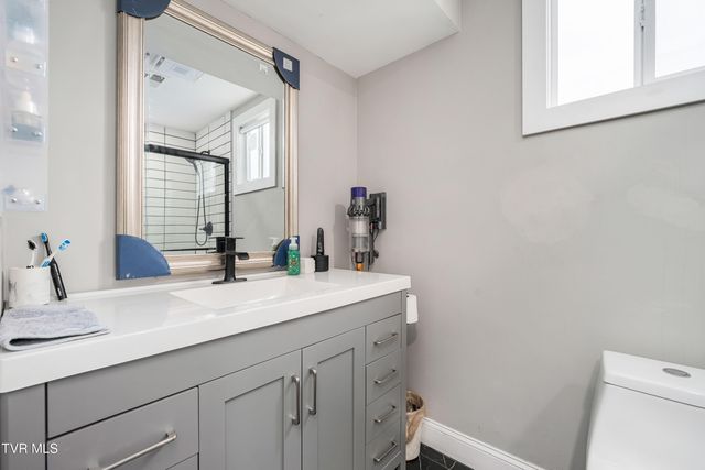 120 Hicks Road, Jonesborough, TN 37659