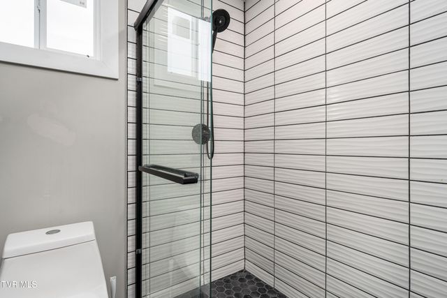 120 Hicks Road, Jonesborough, TN 37659