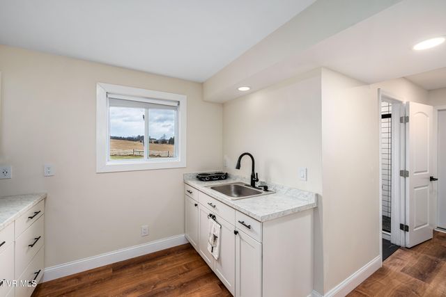 120 Hicks Road, Jonesborough, TN 37659