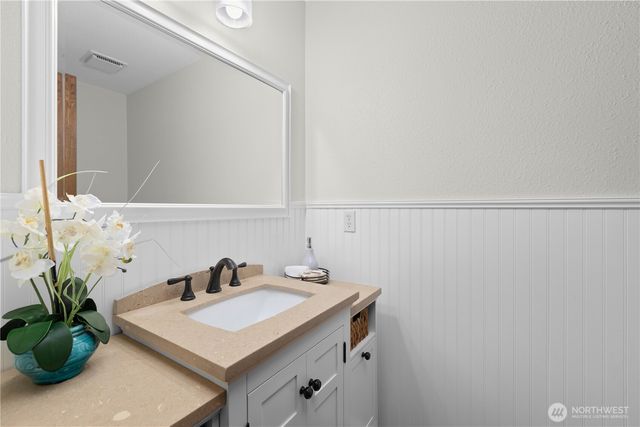 25803 SE 157th Street, Issaquah, WA 98027