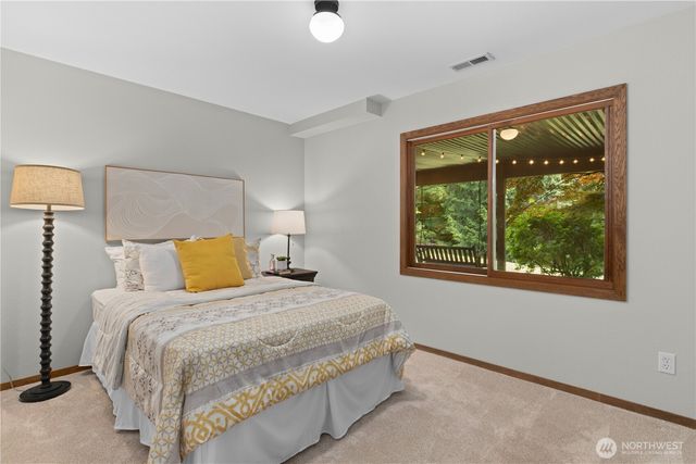 25803 SE 157th Street, Issaquah, WA 98027
