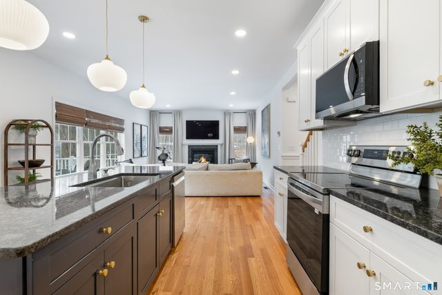 811 Pucker Street, Coventry, CT 06238