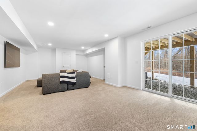 811 Pucker Street, Coventry, CT 06238