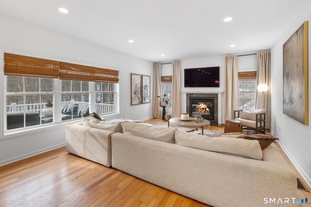 811 Pucker Street, Coventry, CT 06238