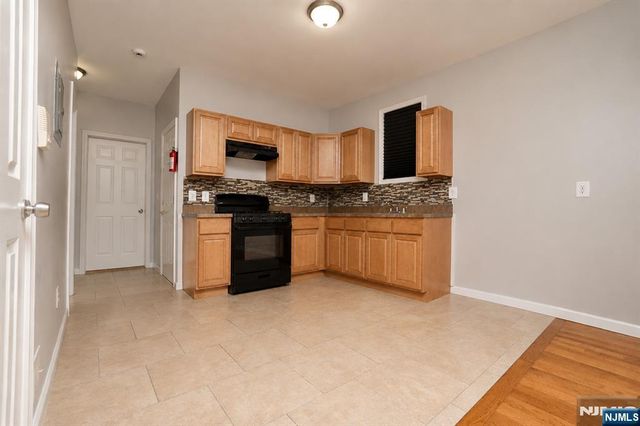 136-138 Dewey Street, Newark, NJ 07112