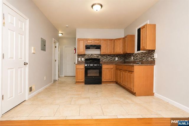136-138 Dewey Street, Newark, NJ 07112