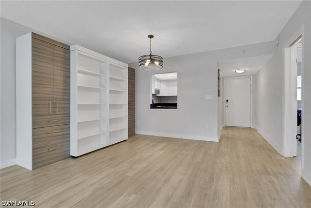 5499 Rattlesnake Hammock RD A-207, Naples, FL 34113