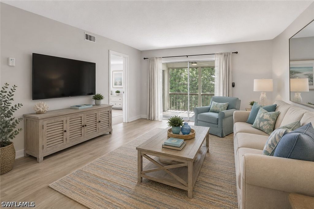 5499 Rattlesnake Hammock RD A-207, Naples, FL 34113