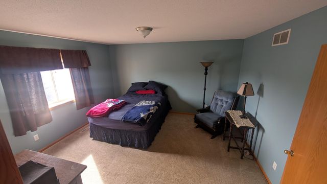 501 Cedar Court NE, Pine Island, MN 55963