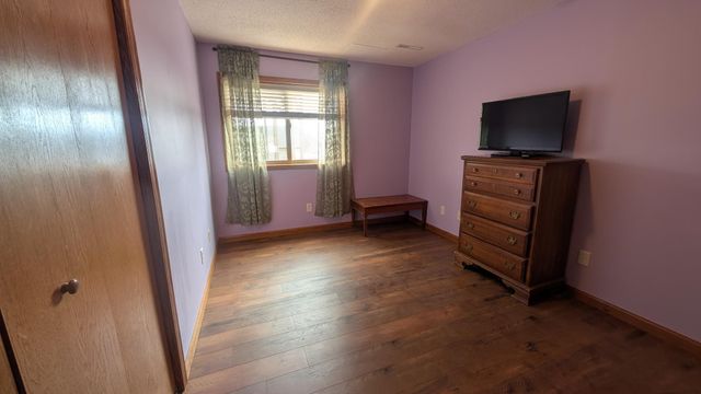 501 Cedar Court NE, Pine Island, MN 55963