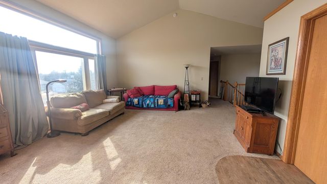 501 Cedar Court NE, Pine Island, MN 55963