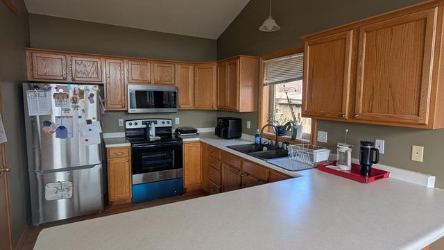 501 Cedar Court NE, Pine Island, MN 55963