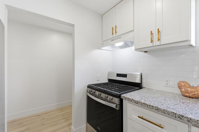 161 W Spring Lane, Lemoore, CA 93245