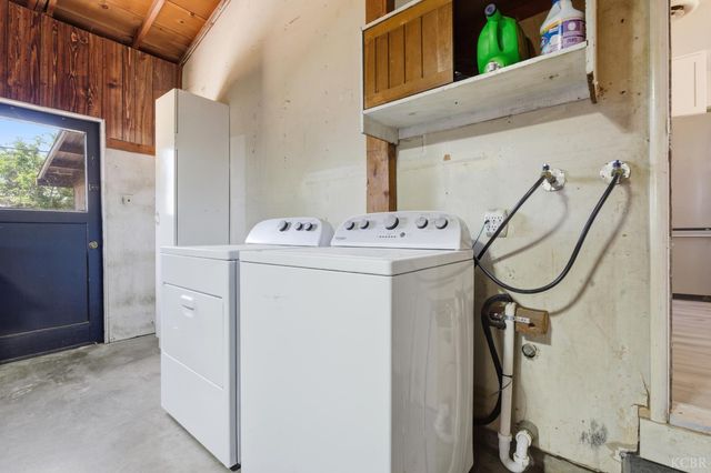 161 W Spring Lane, Lemoore, CA 93245