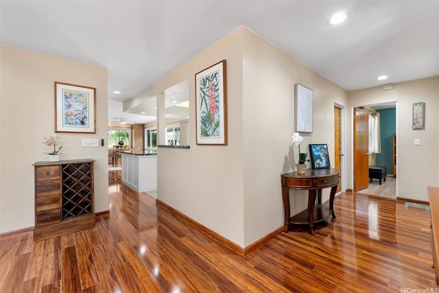 1357 Kaeleku Street, Honolulu, HI 96825