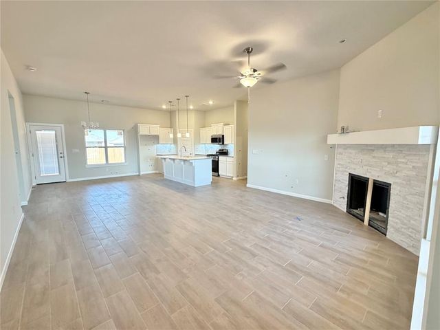 3927 Abingdon Drive, Norman, OK 73026