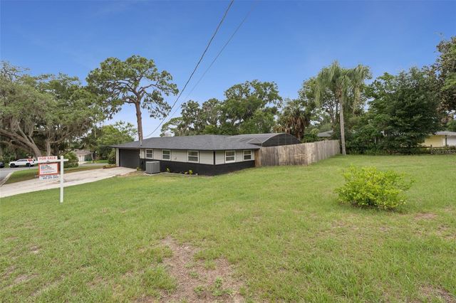 1510 OVERLOOK DRIVE, Mount Dora, FL 32757