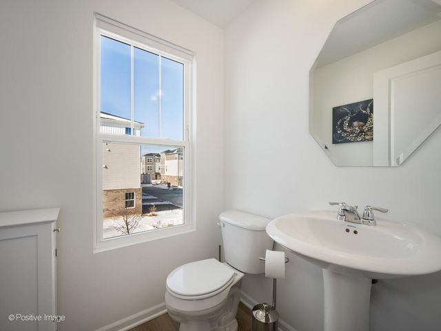 1080 Bogart Street, Des Plaines, IL 60018