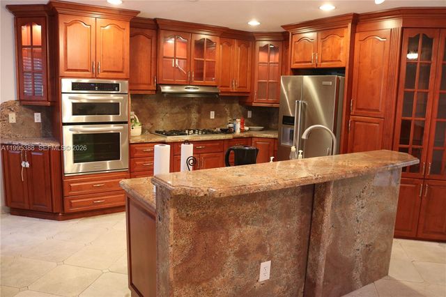 62 Gables Blvd 0, Weston, FL 33326