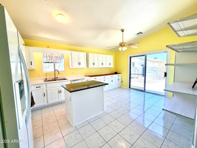 12600 W OBREGON Drive, Arizona City, AZ 85123