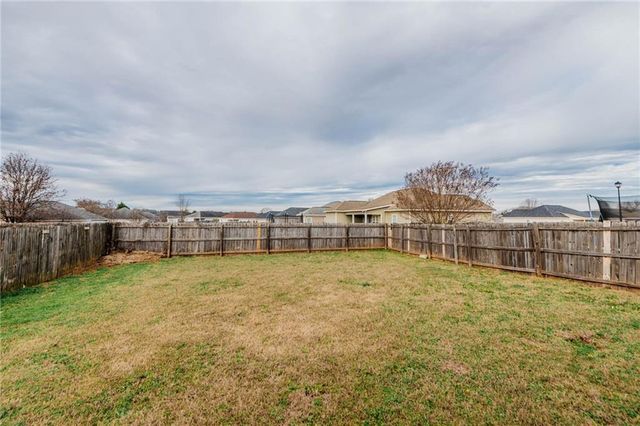 504 Haverhill Circle, Warner Robins, GA 31088