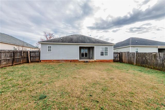 504 Haverhill Circle, Warner Robins, GA 31088